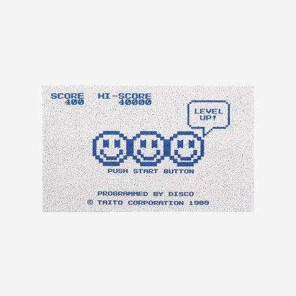 Retro rohožka s motivem videohry