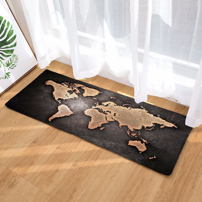 Moderní koberec se zlatou mapou světa