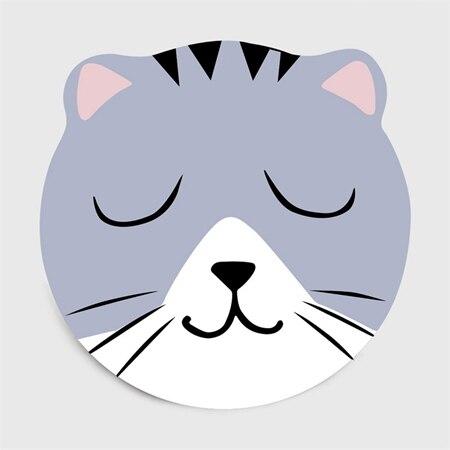 Kulatý koberec s hlavou kočky