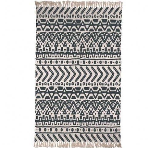 Skandinávský berberský koberec s třásněmi