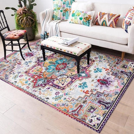 Barevný etnický koberec v boho stylu