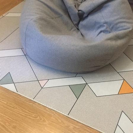 Moderní koberec se žlutými prvky