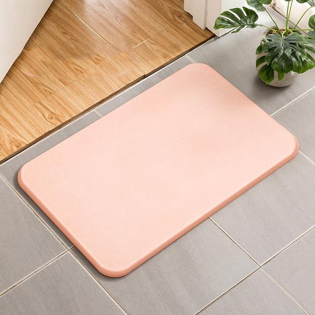 Savá koupelnová předložka z diatomitu