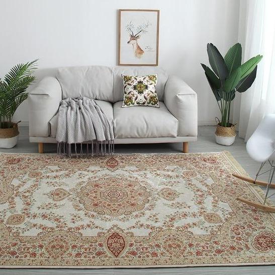 Autentický perský koberec s třásněmi