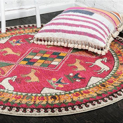 Kulatý fuchsiově růžový koberec boho stylu