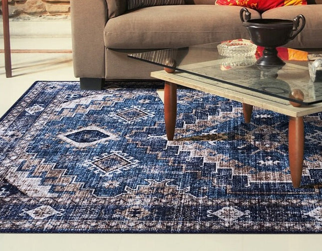 Modrý koberec ve vintage stylu